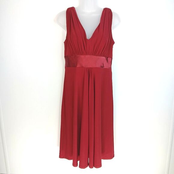 JONES WEAR Dress Women Dark Red Sleeveless V-Neck Midi Size 8 Elegant Flowy - Picture 1 of 7